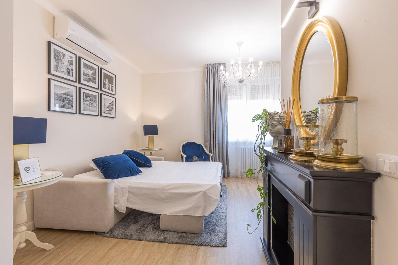 Crys: Apartments, Holiday, Business, Blu Verona Exteriör bild